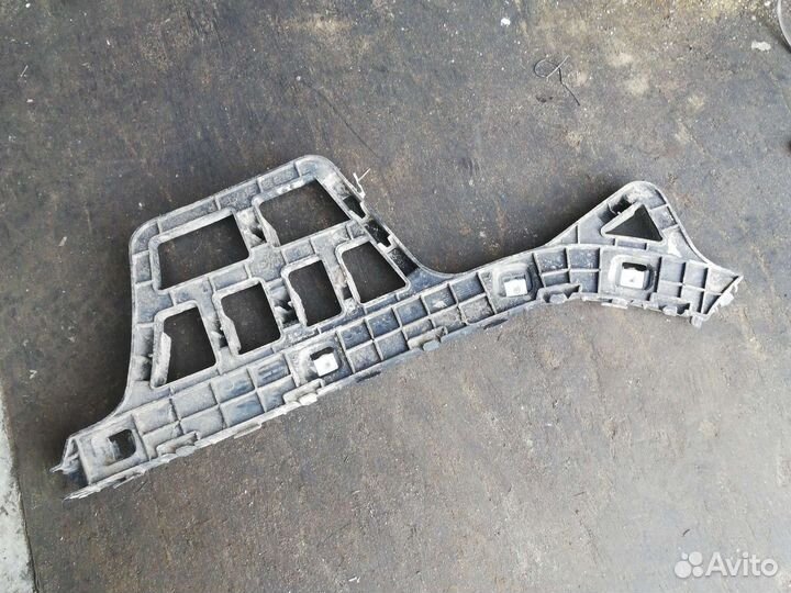 Кронштейн жёсткости бампера Киа Сид 3 CD