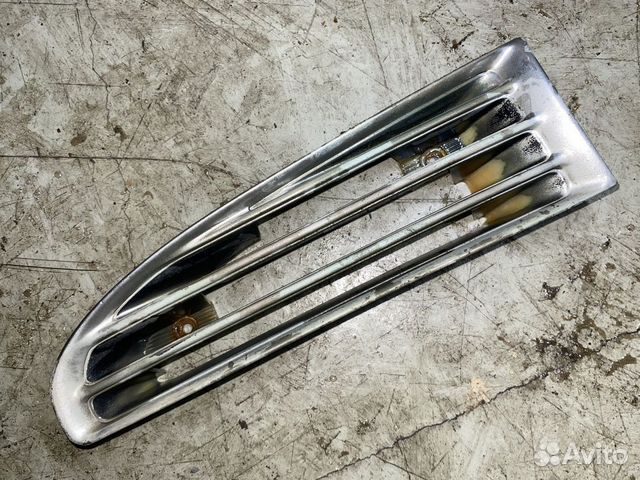 Решетка радиатора Mitsubishi Galant E52A MB814455