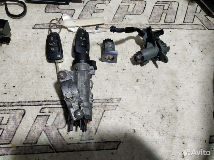 Замок зажигания Audi A4 B7 2.0 BWE 2007