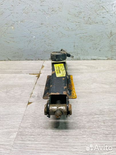 Домкрат KIA RIO 3 рест 1.4 мт седан