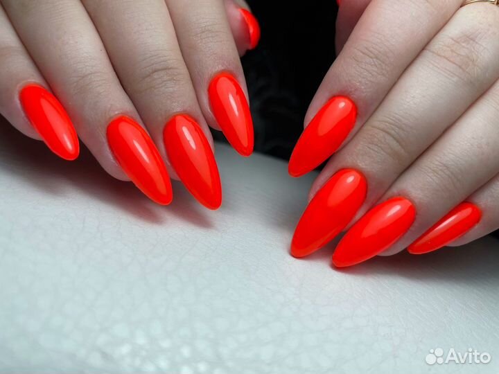 Маникюр/ педикюр