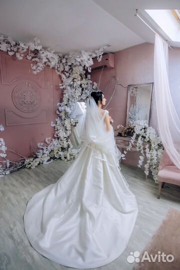 Платье свадебное
