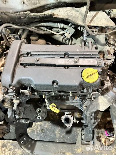 В разборе Opel Astra H рестайлинг универсал