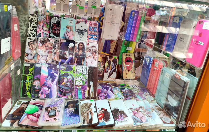 Чехлы для телефонов