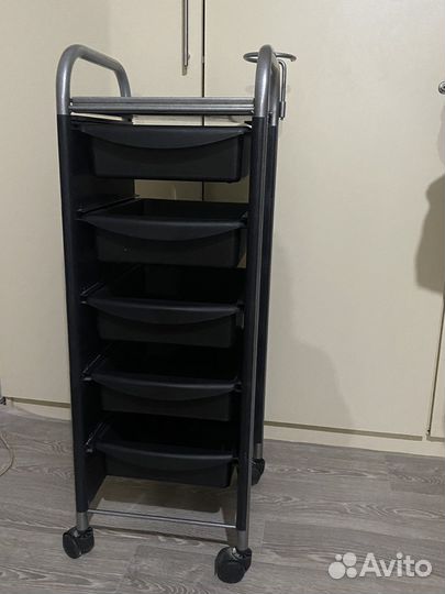 Парикмахерская тележка