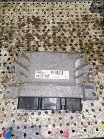 Блок управления двс Renault Logan 2