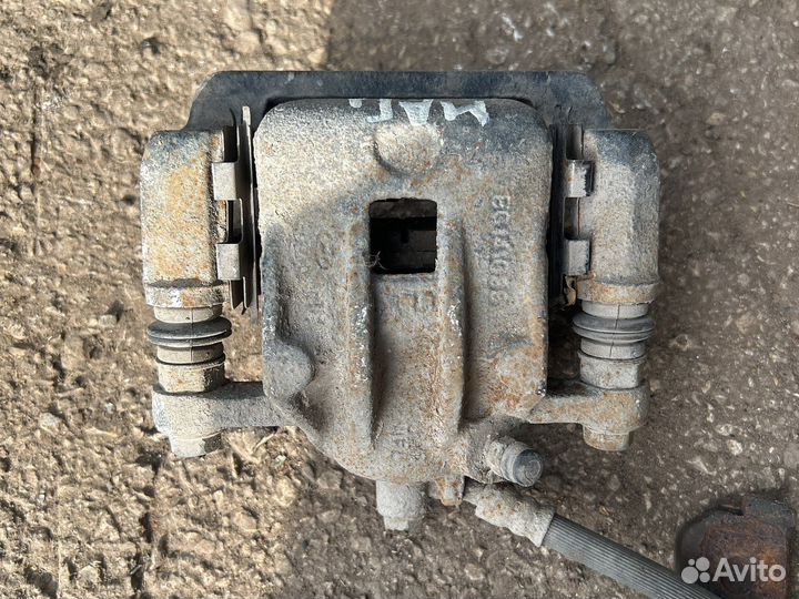 Задние супорта Kia Magentis 2010