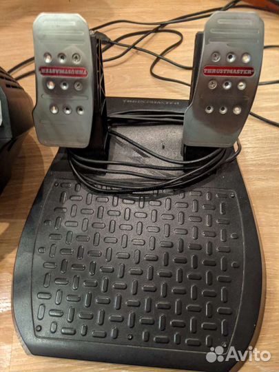 Игровой руль t150