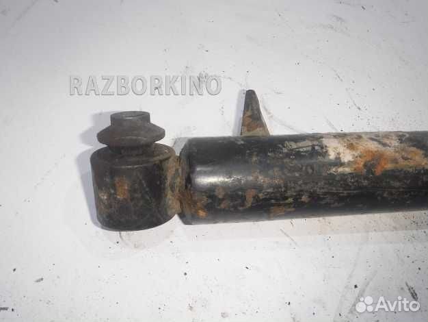 Амортизатор задний 33526781927