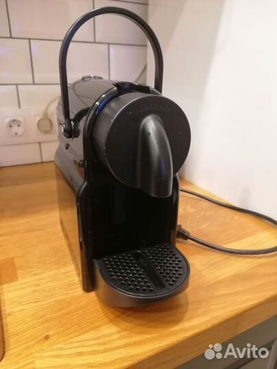 Кофеварка капсульная nespresso delonghi