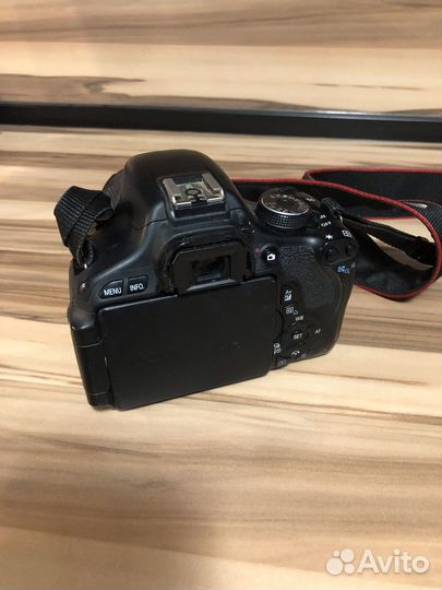 Зеркальный фотоаппарат canon 600d