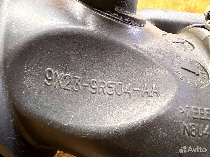 Патрубок воздушного фильтра Jaguar XF 5.0 09-15