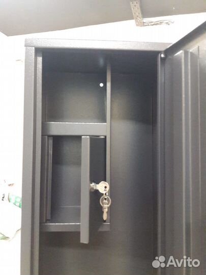 Сейф оружейный Чирок 1320 130см