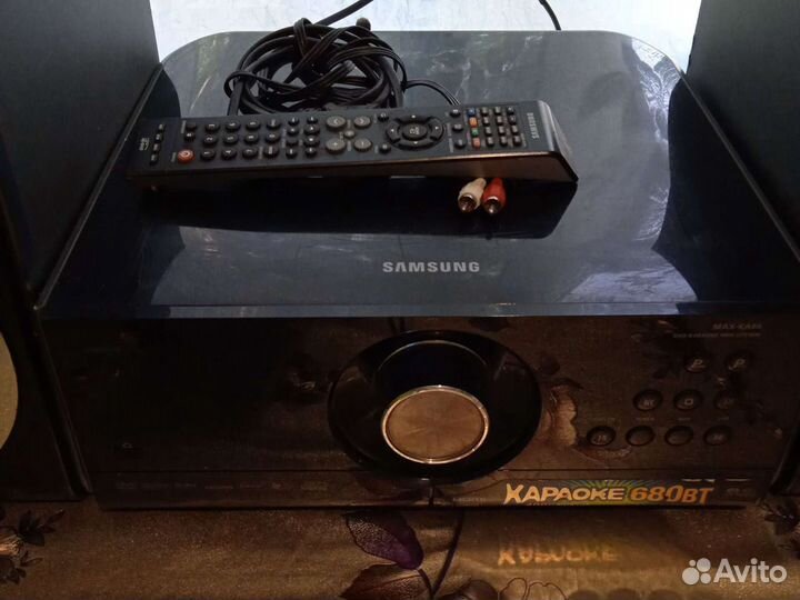 Музыкальный центр-карооке,видео