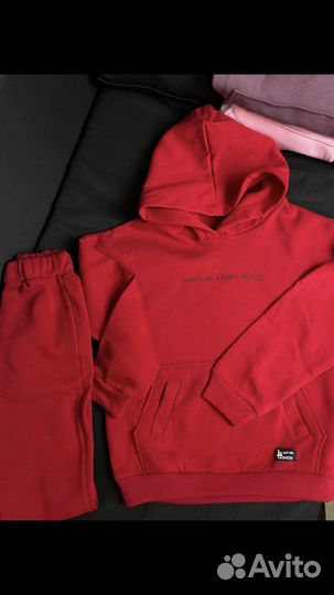 Спортивный детский костюм