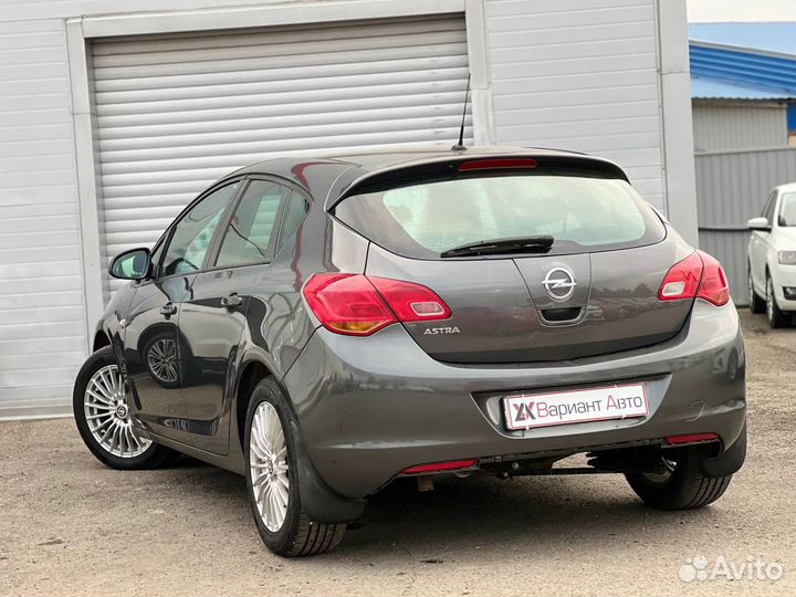Opel Astra 1.6 AT, 2011, 176 000 км