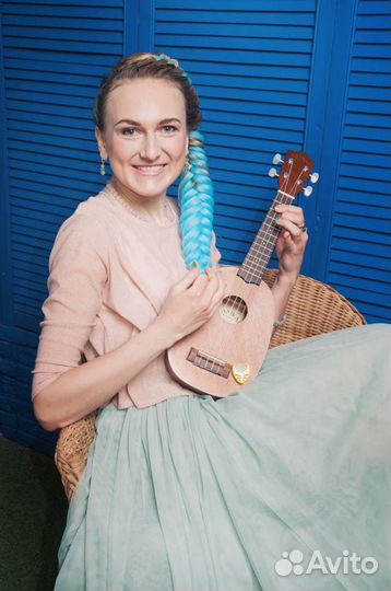 Педагог по гитаре, укулеле и вокалу