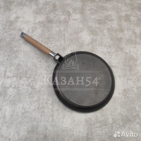 Сковородка для блинов чугунная 24 см