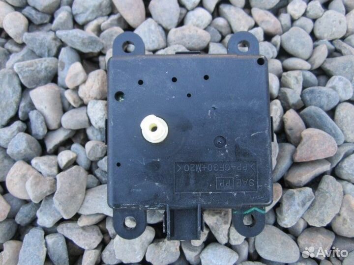 Сервопривод заслонок печки Infiniti Fx35 S50