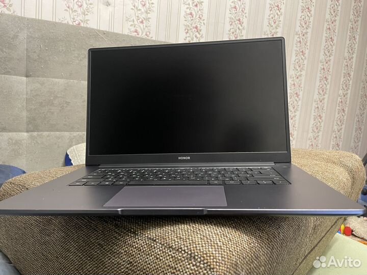 Honor magicbook x 15