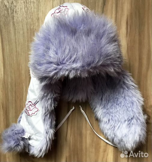Новая зимняя шапка-ушанка для девочки