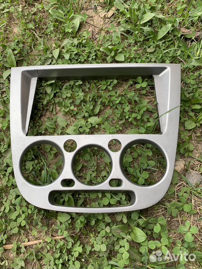 Рамка консоли магнитолы Subaru Impreza WRX 00-02