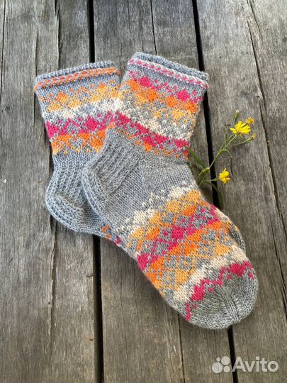 Носки ручной вязки шерстяные