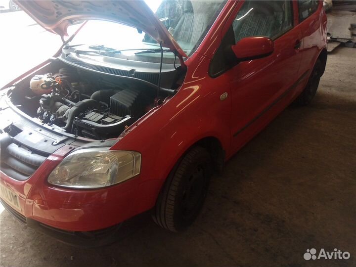 Разбор на запчасти Volkswagen Fox