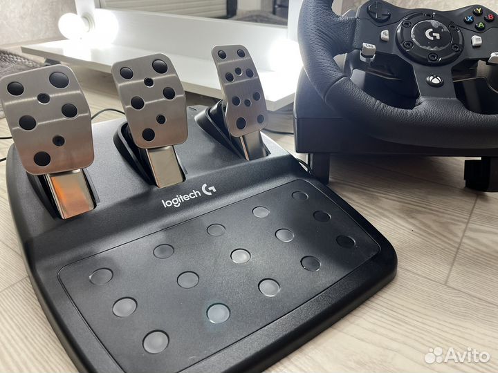 Игровой руль logitech g920 (PC /xbox)