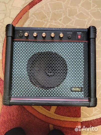 Басовый комбоусилитель 30w