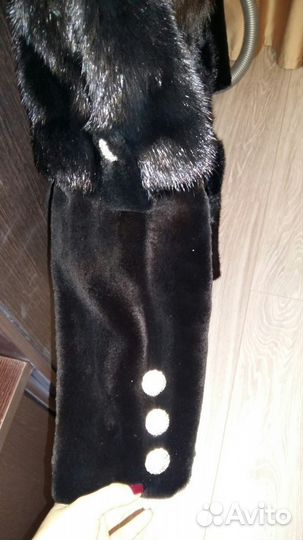 Продам норковую шубу