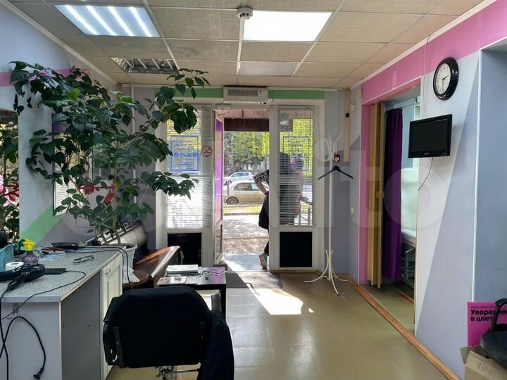 Магазин Услуги Офис на Дворце Спорта, 32.2 м²