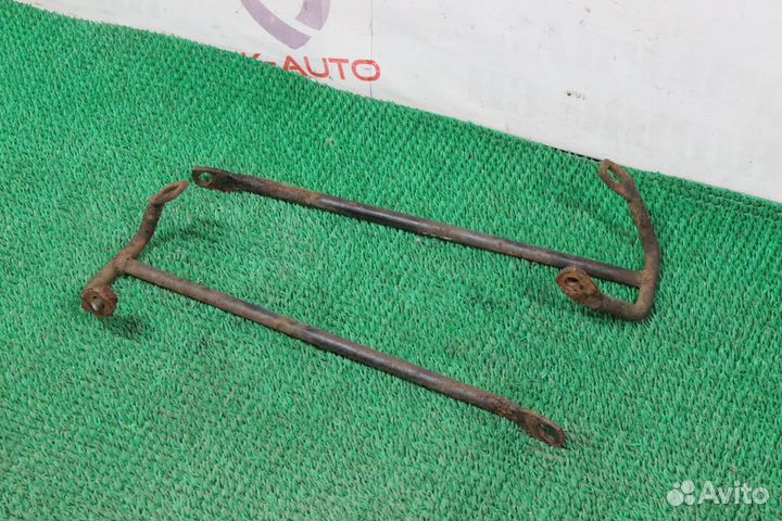 Крепеж заднего бампера Chevrolet Suburban GMT400