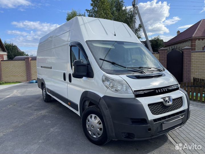 Peugeot Boxer цельнометаллический, 2012