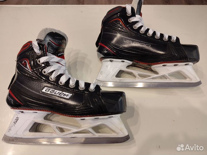 Вратарские коньки bauer