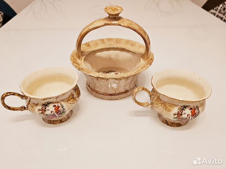 Кофейный набор чашки конфетница