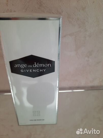 Givenchy angel ou demon
