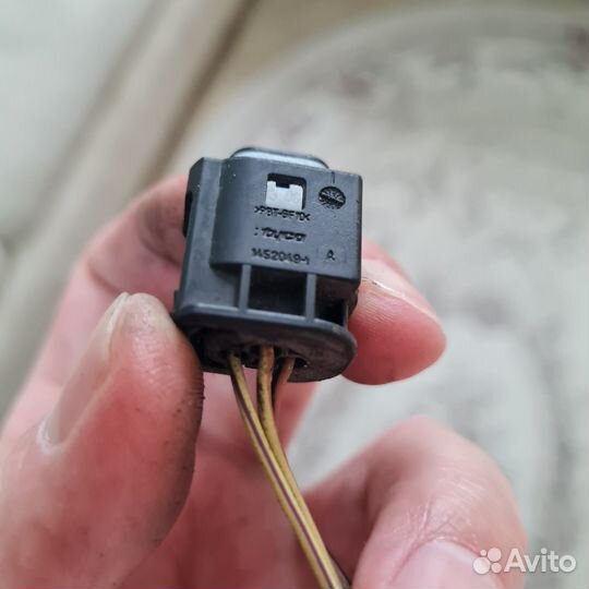 Разъем 1452049 Bmw