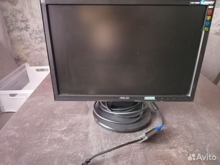 Монитор для компьютера 22 дюйма