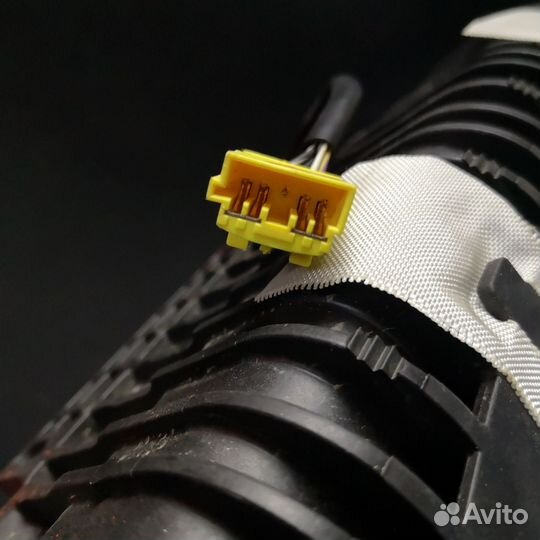 Подушка безопасности пассажира V класс 447