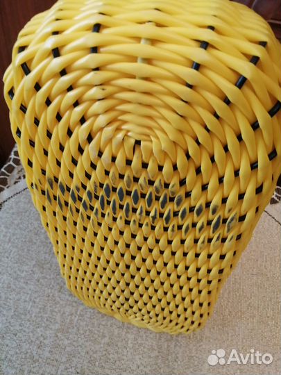 Корзина плетеная