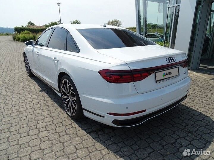 Audi A8 3.0 AT, 2023, 5 км