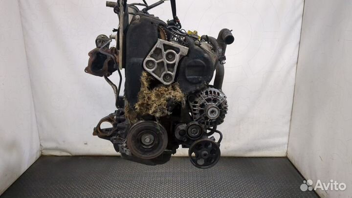 Компрессор кондиционера Renault Trafic, 2003