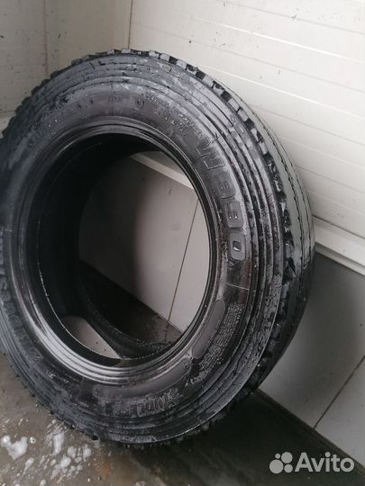 Bridgestone w990 11/70 r22,5