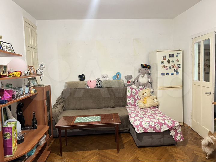 Комната 18 м² в 2-к., 2/4 эт.