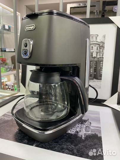 Кофеварка капельная De'Longhi Distinta icmi 211