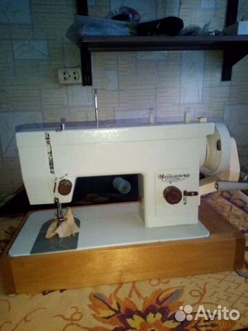 Швейная машина Чайка 134а