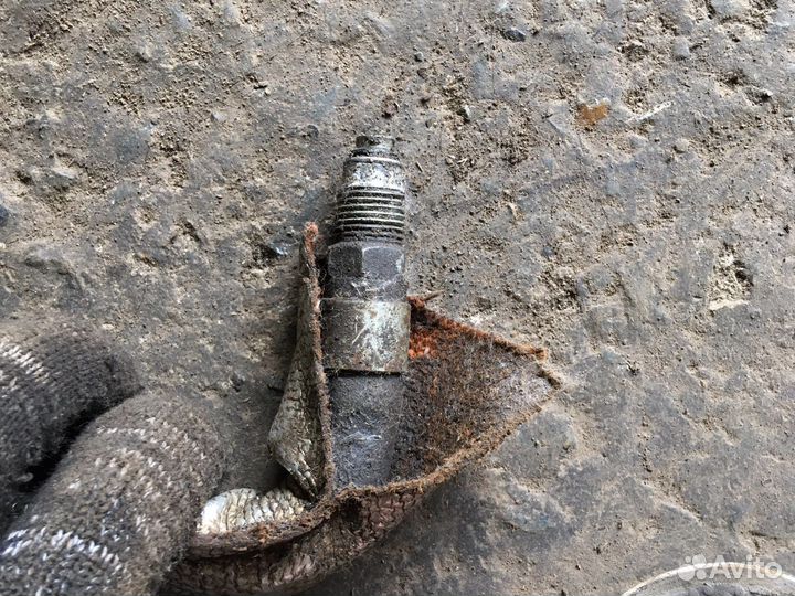 Infiniti ex 35 Трубка гура