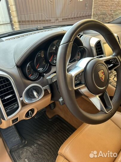 Porsche Cayenne 3.0 AT, 2014, 135 000 км