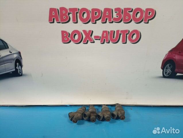 Форсунка топливная Skoda Octavia A5 06A906031BT